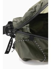 画像4: and wander / アンドワンダー / sil waist bag (4)