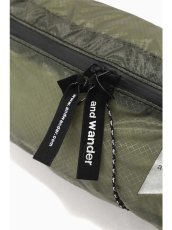 画像3: and wander / アンドワンダー / sil waist bag (3)