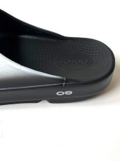画像6: and wander / アンドワンダー / OOFOS ahh × and wander recovery sandal (6)