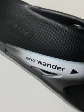 画像7: SALE and wander / アンドワンダー / OOFOS original × and wander recovery sandal (7)