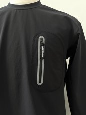 画像4: and wander / アンドワンダー / hybrid warm pocket long sleeve T (4)