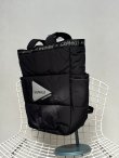 画像1: and wander / アンドワンダー / gramicci padded 2way pack